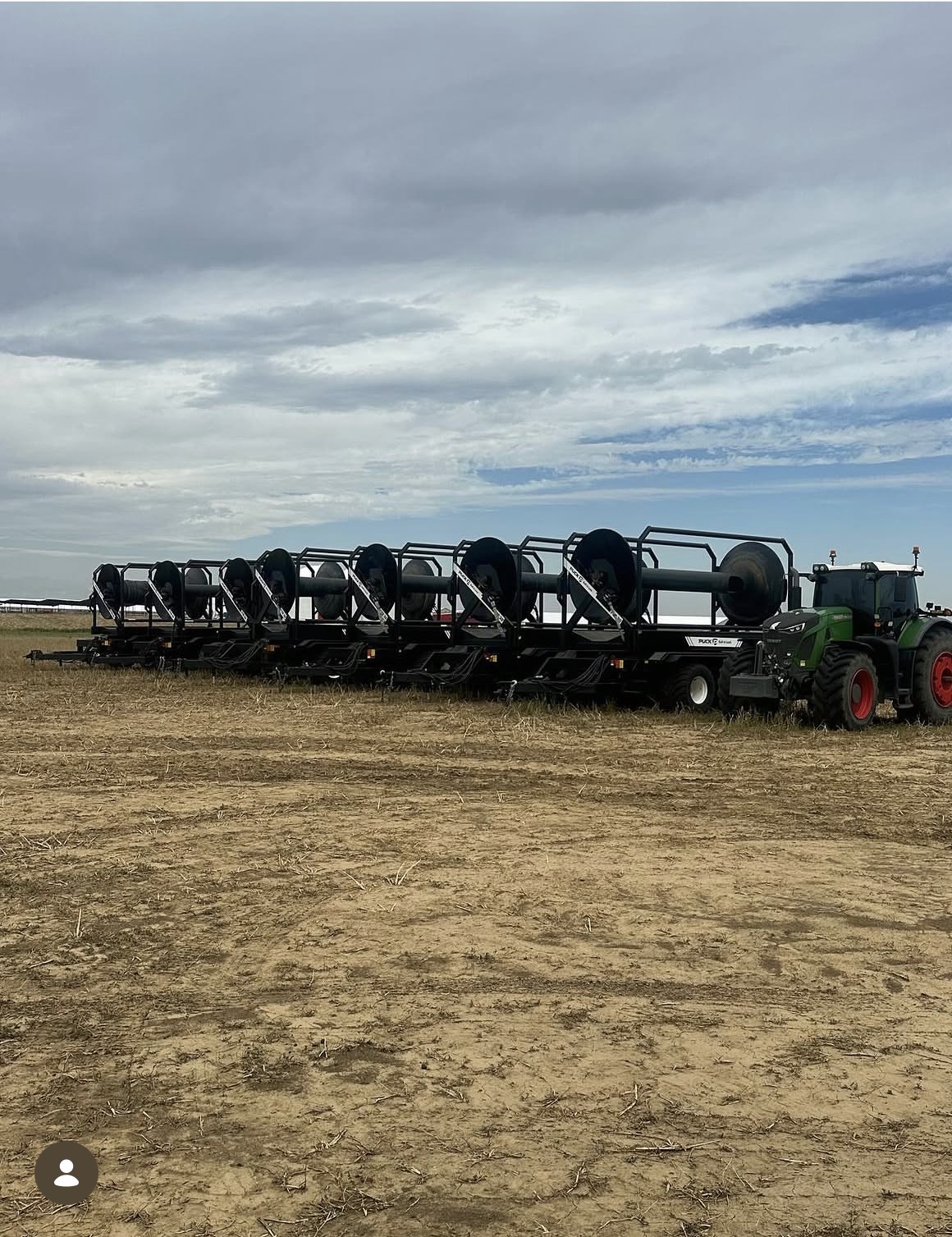 High-capacity hose reel system for long-distance manure transfer